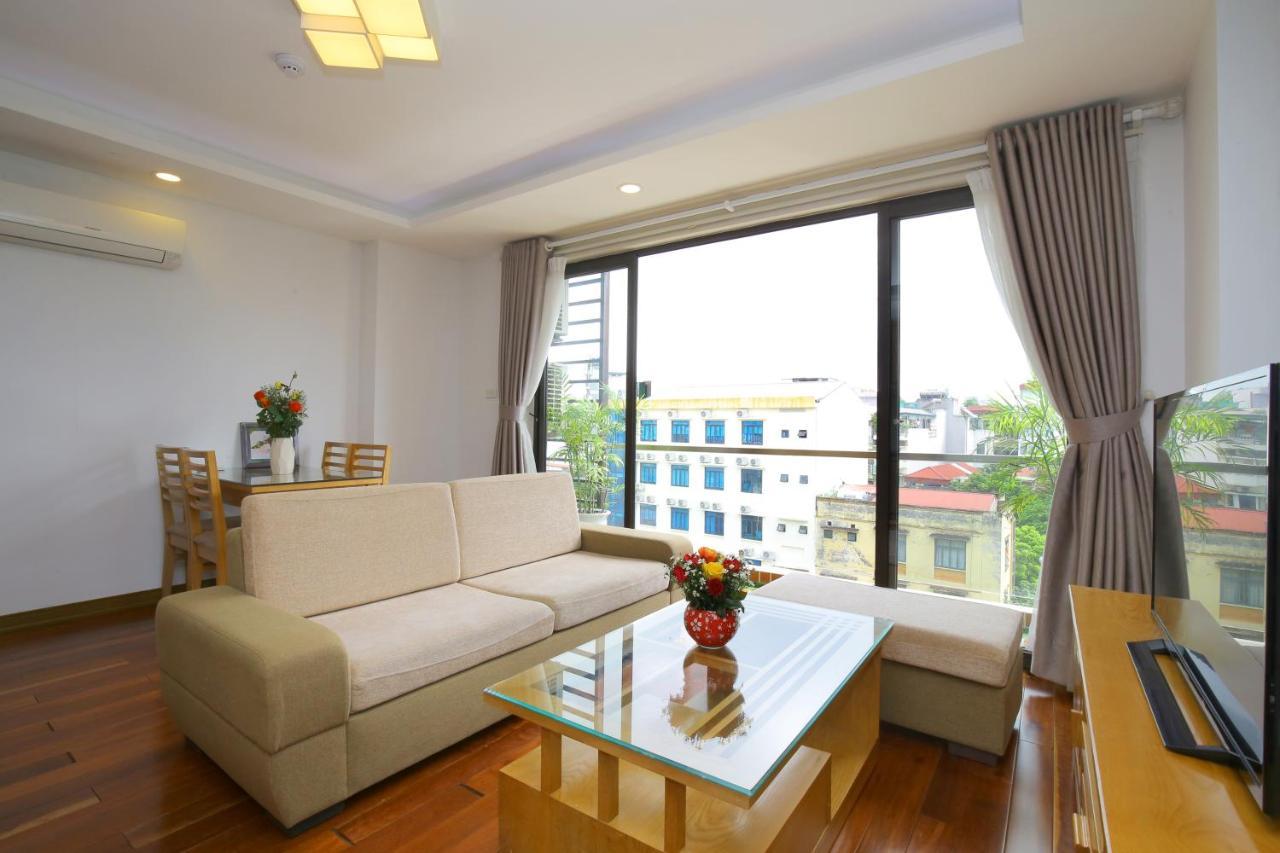 Investland In Truc Bach & Serviced Apartment Ханой Екстериор снимка